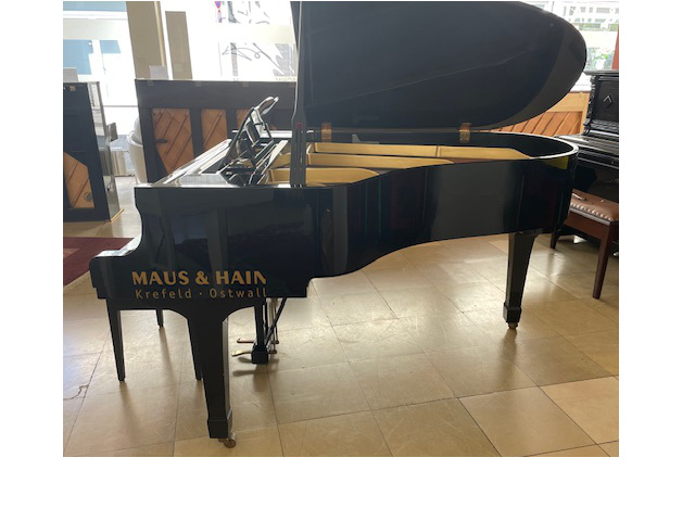 Yamaha Flügel, G3, schwarz poliert